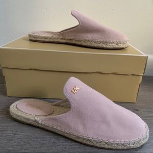 Michael Kors Soft Pink Suede Slides Sz 6.5